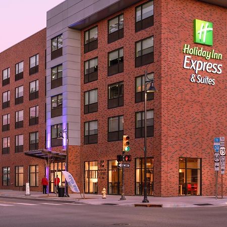 Holiday Inn Express & Suites - Tulsa Downtown - Arts District By Ihg Exterior foto